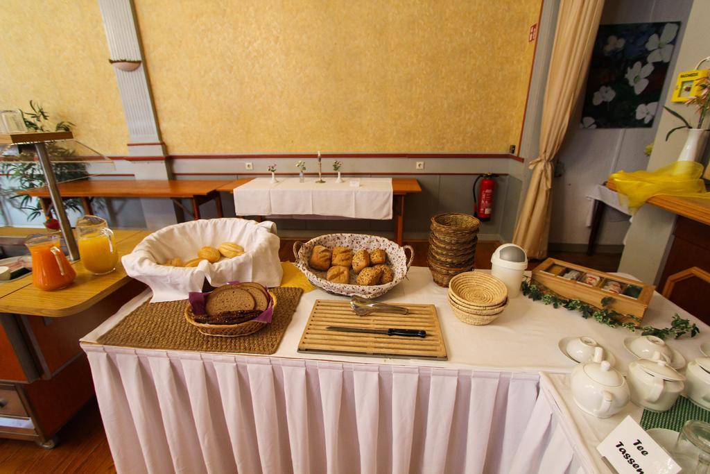 Hotel Deutsches Haus Northeim Kültér fotó